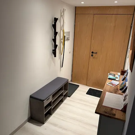 Moderne - Studio16 Mit Bergblick *